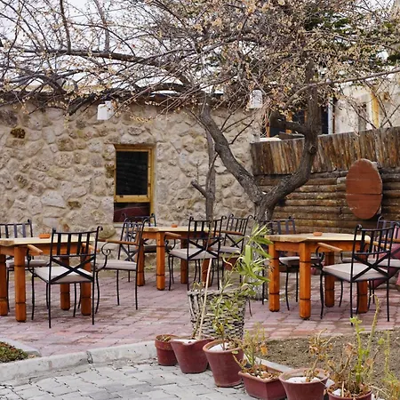 Szálloda Glory Art Stone House *