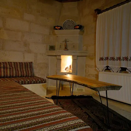 Glory Art Stone House Hotel