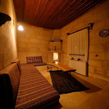 Glory Art Stone House *