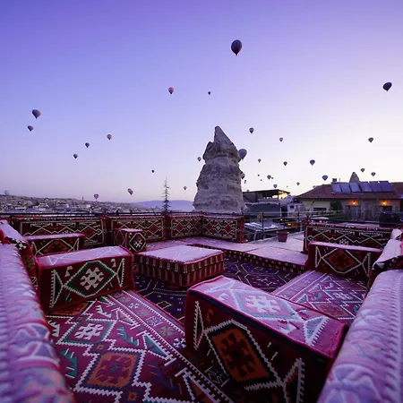 Glory Art Stone House *