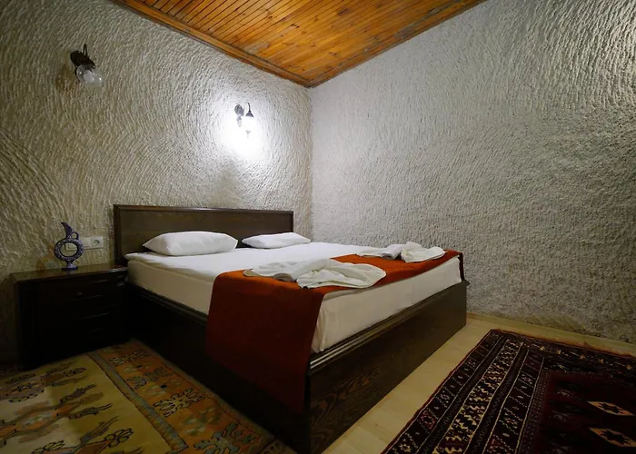 Glory Art Stone House *