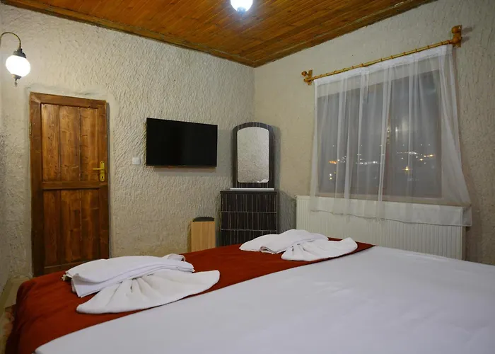 Glory Art Stone House *